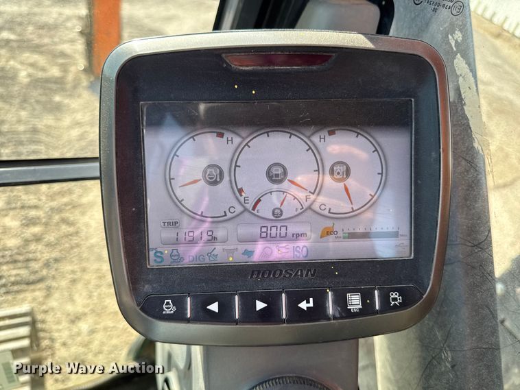 image for item YA1199 2021 Doosan DX235LCR-5 excavator