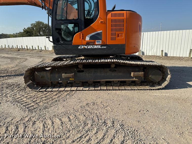 image for item YA1199 2021 Doosan DX235LCR-5 excavator