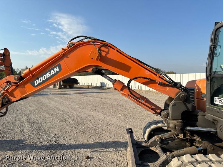 image for item YA1217 2021 Doosan DX85R-3 mini excavator