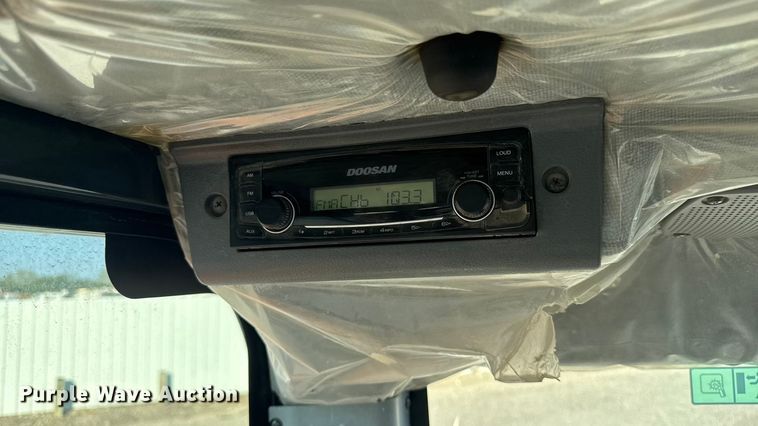 image for item YA1217 2021 Doosan DX85R-3 mini excavator