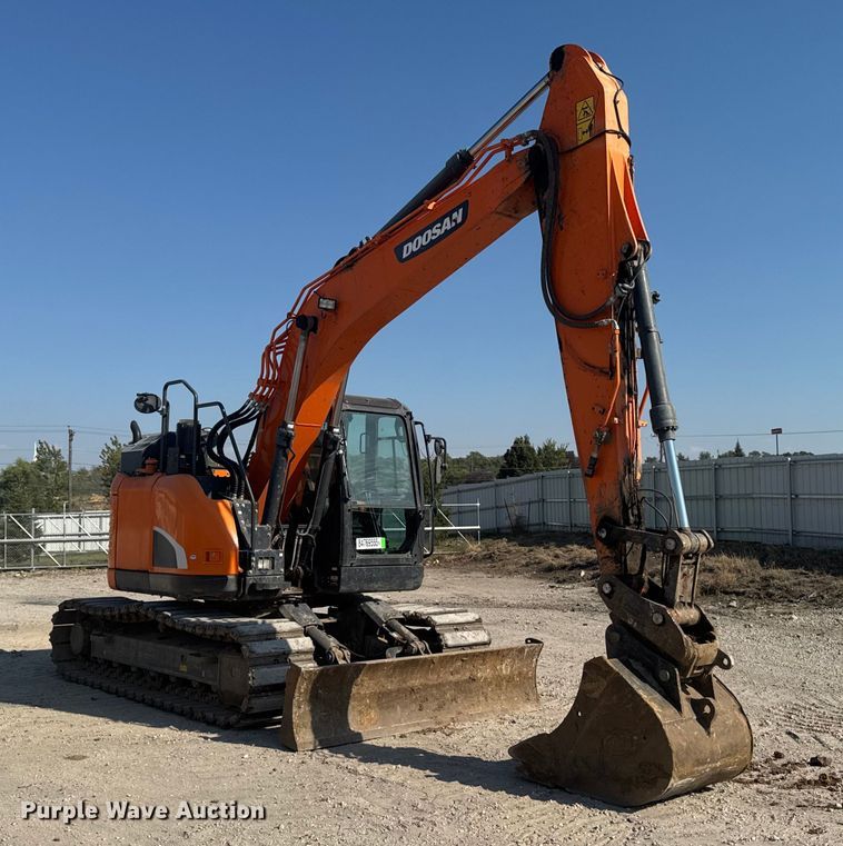 image for item YA1219 2020 Doosan DX140LCR-5 excavator