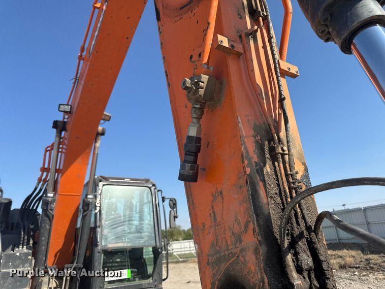 image for item YA1219 2020 Doosan DX140LCR-5 excavator