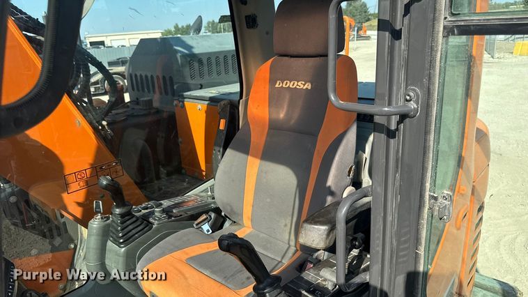 image for item YA1219 2020 Doosan DX140LCR-5 excavator