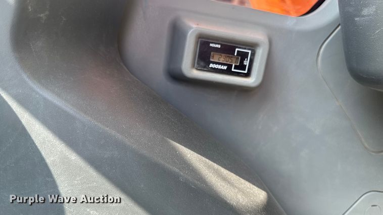 image for item YA1219 2020 Doosan DX140LCR-5 excavator