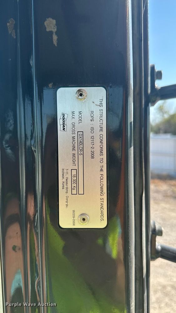 image for item YA1219 2020 Doosan DX140LCR-5 excavator