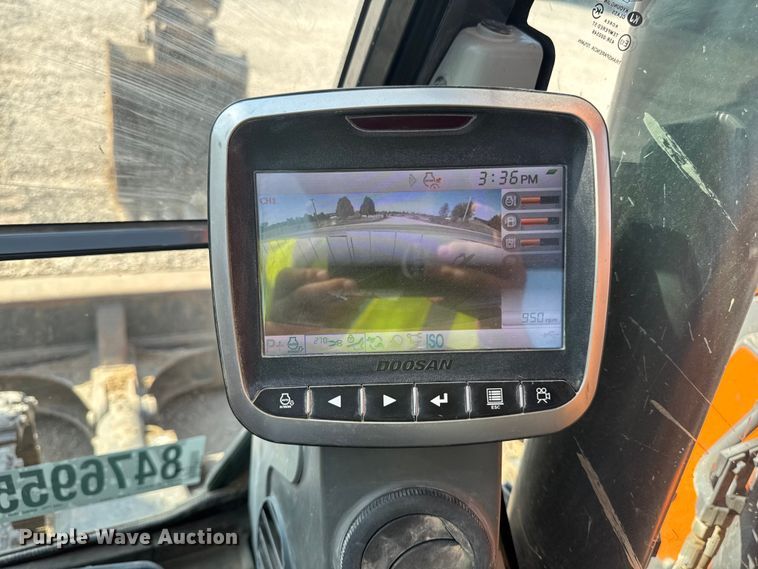 image for item YA1219 2020 Doosan DX140LCR-5 excavator