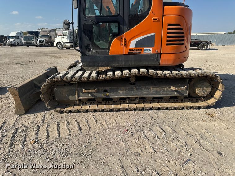 image for item YA1219 2020 Doosan DX140LCR-5 excavator