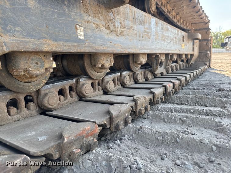 image for item YA1219 2020 Doosan DX140LCR-5 excavator