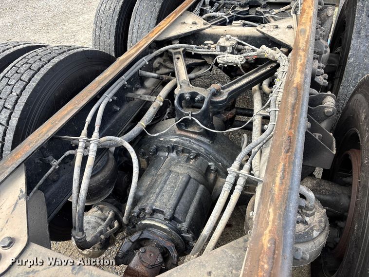 image for item YA1559 2023 Kenworth T880 dump truck