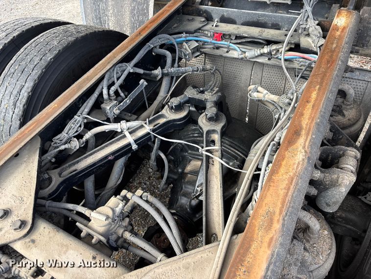 image for item YA1559 2023 Kenworth T880 dump truck