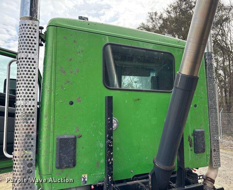 image for item YA1559 2023 Kenworth T880 dump truck