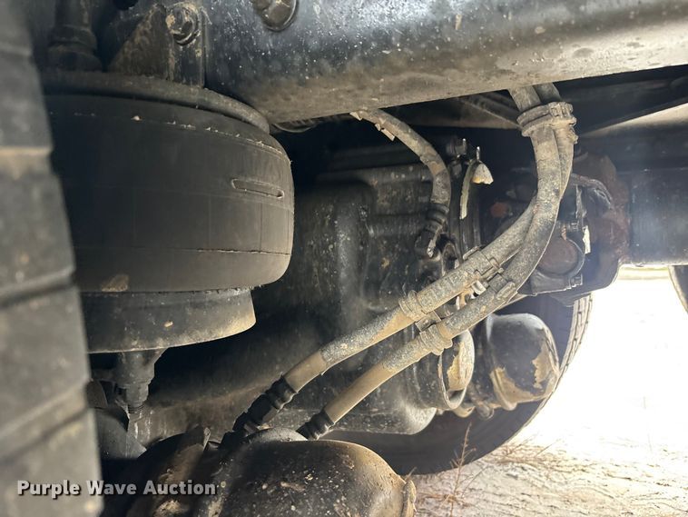 image for item YA1559 2023 Kenworth T880 dump truck