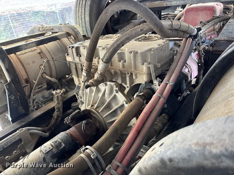 image for item YA1559 2023 Kenworth T880 dump truck