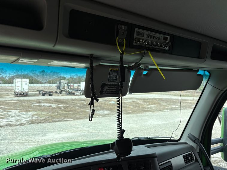 image for item YA1559 2023 Kenworth T880 dump truck