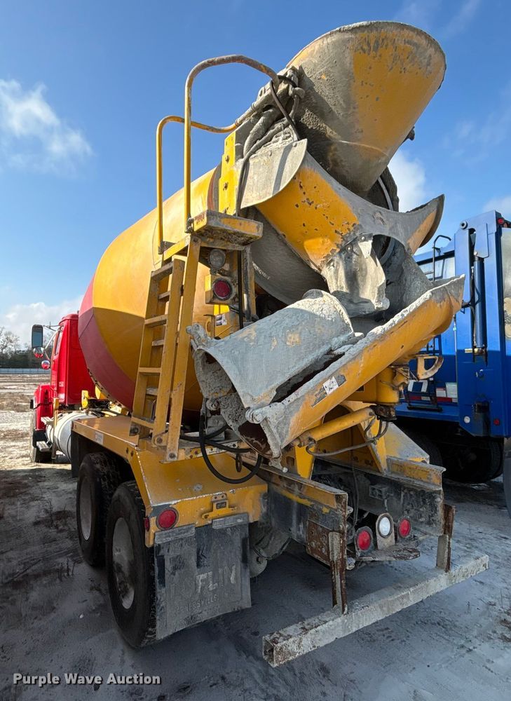 image for item YA1617 2016 Western Star 4700 ready mix truck