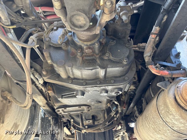 image for item YA1617 2016 Western Star 4700 ready mix truck