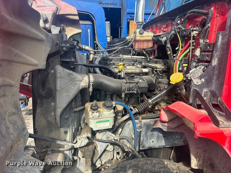 image for item YA1617 2016 Western Star 4700 ready mix truck