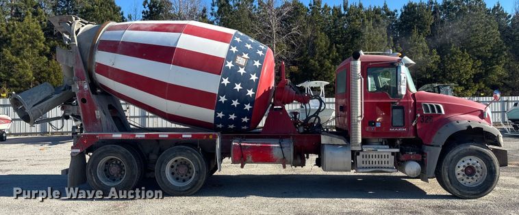 image for item YA1619 2016 Mack Granite GU713 ready mix truck
