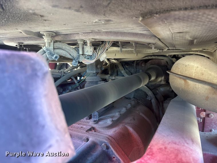 image for item YA1619 2016 Mack Granite GU713 ready mix truck