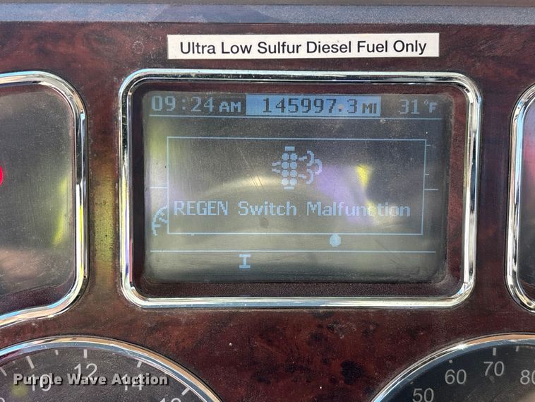 image for item YA1619 2016 Mack Granite GU713 ready mix truck