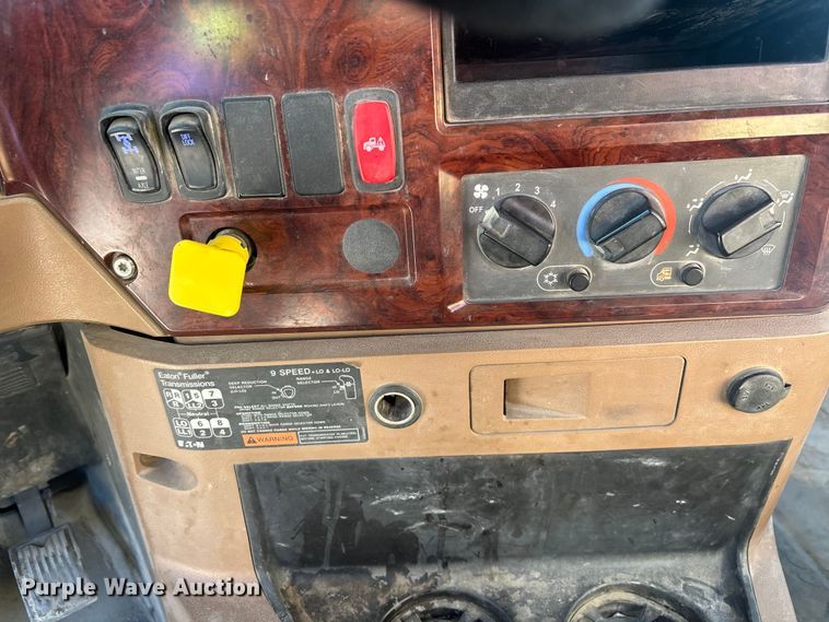 image for item YA1619 2016 Mack Granite GU713 ready mix truck