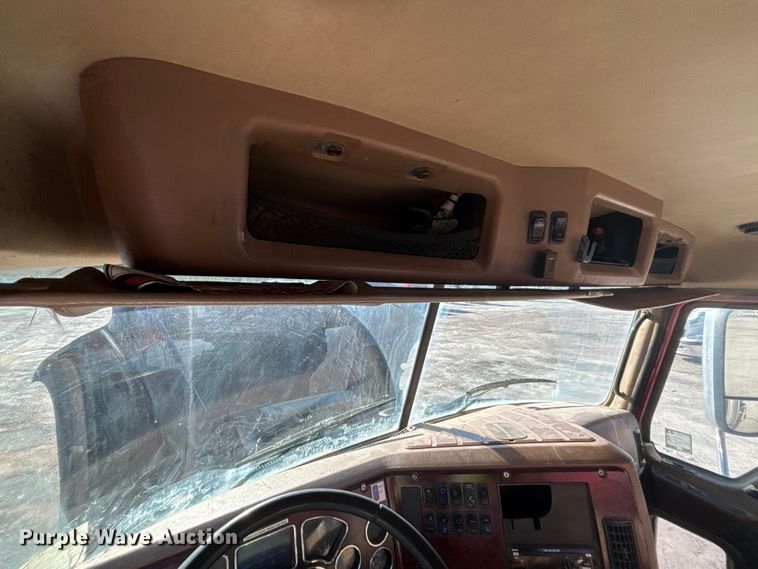 image for item YA1619 2016 Mack Granite GU713 ready mix truck