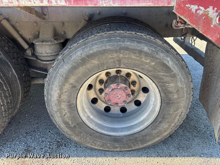 image for item YA1619 2016 Mack Granite GU713 ready mix truck