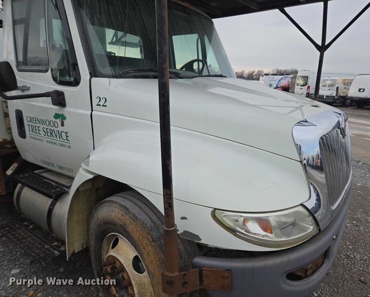 image for item YA1731 2009 International 4300 forestry bucket truck