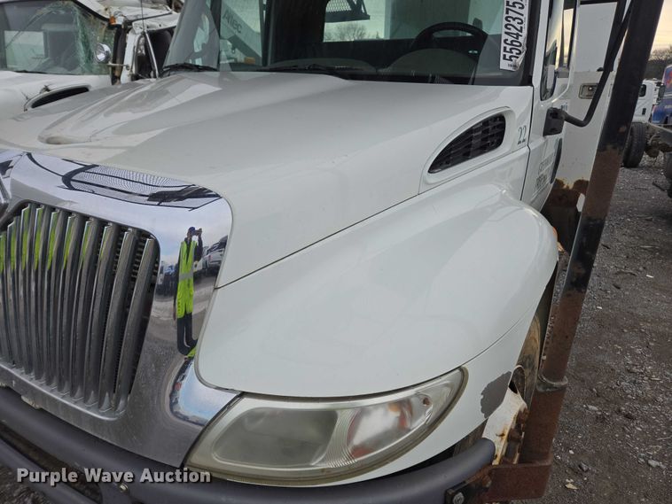 image for item YA1731 2009 International 4300 forestry bucket truck