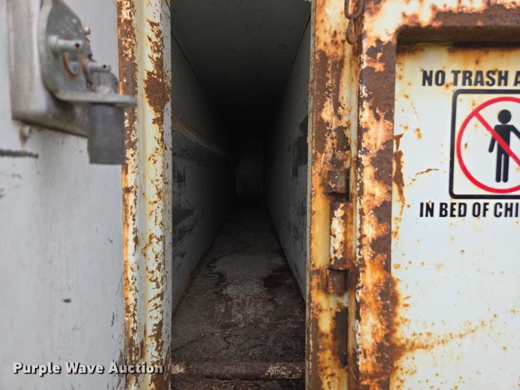 image for item YA1731 2009 International 4300 forestry bucket truck