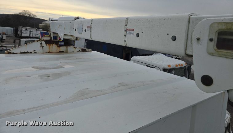 image for item YA1731 2009 International 4300 forestry bucket truck