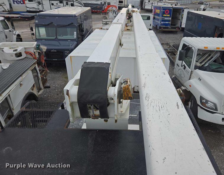 image for item YA1731 2009 International 4300 forestry bucket truck