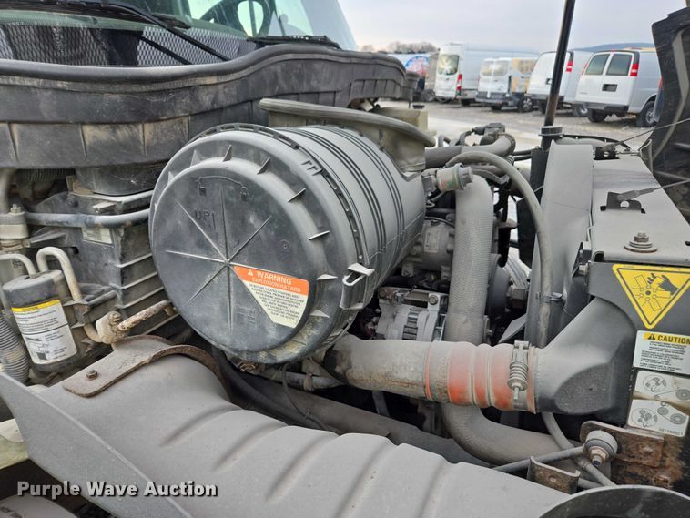 image for item YA1731 2009 International 4300 forestry bucket truck