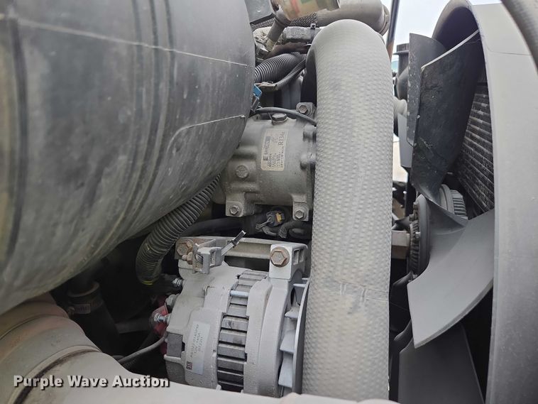 image for item YA1731 2009 International 4300 forestry bucket truck