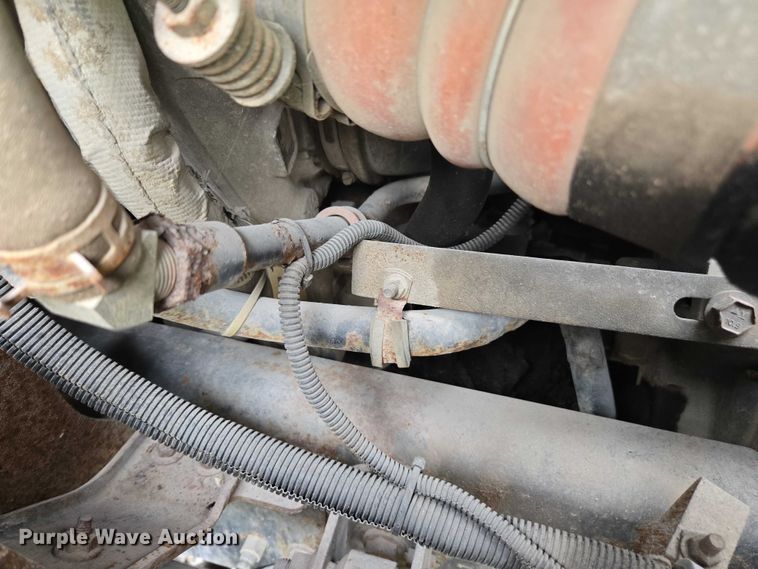 image for item YA1731 2009 International 4300 forestry bucket truck