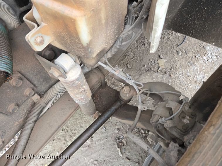 image for item YA1731 2009 International 4300 forestry bucket truck