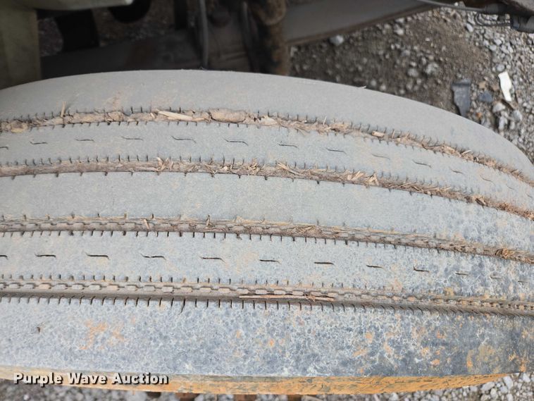 image for item YA1731 2009 International 4300 forestry bucket truck