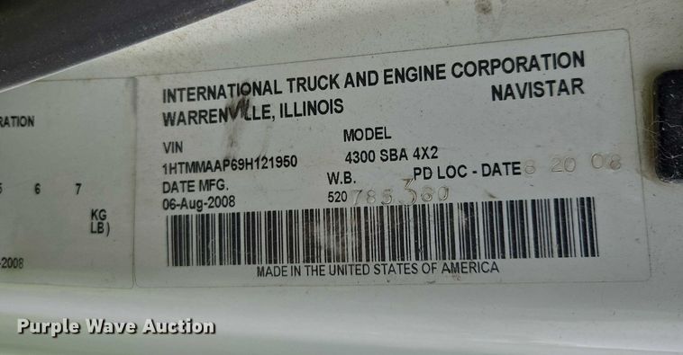image for item YA1731 2009 International 4300 forestry bucket truck