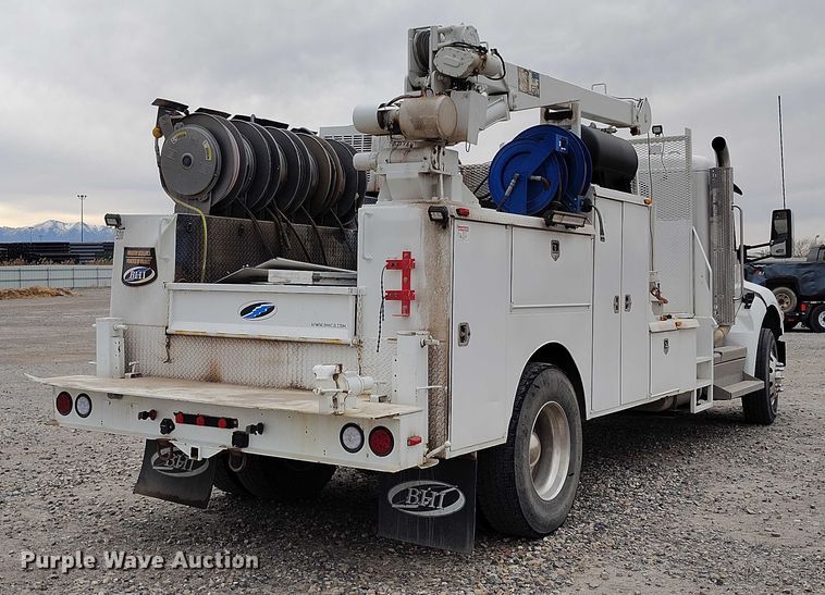 image for item YA1839 2024 Peterbilt 537  utility / service truck