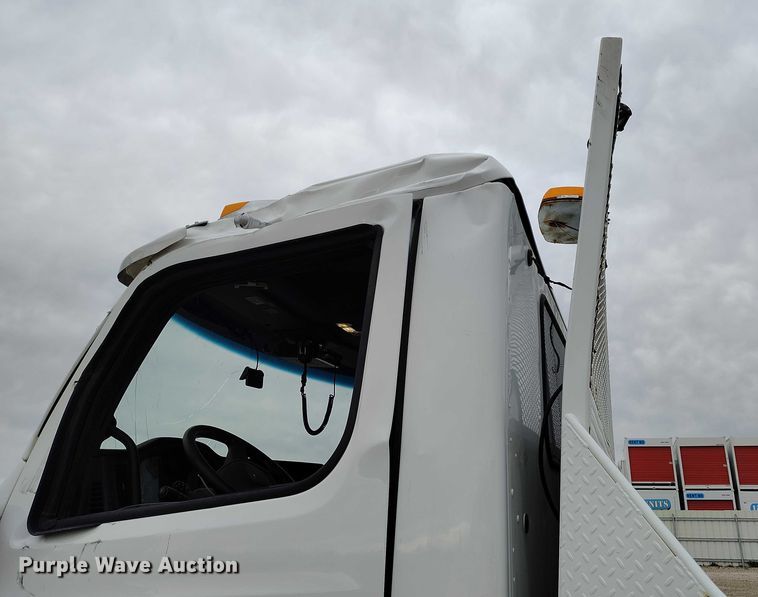 image for item YA1839 2024 Peterbilt 537  utility / service truck