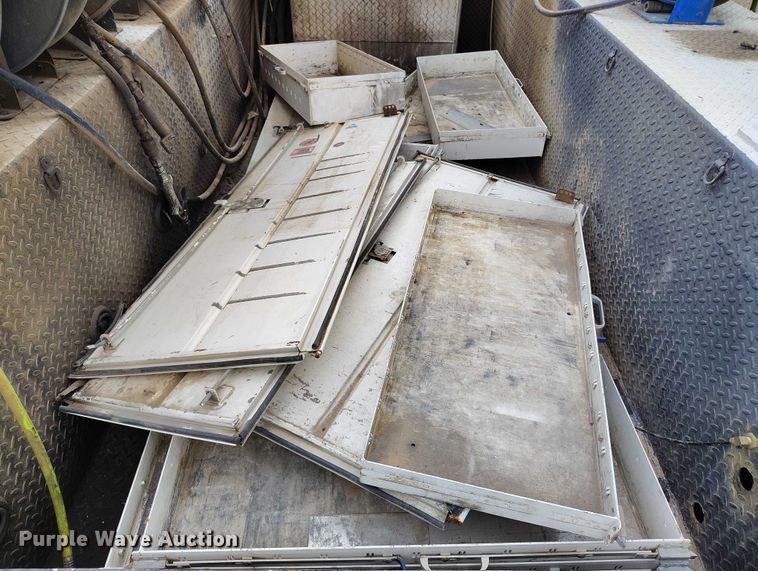 image for item YA1839 2024 Peterbilt 537  utility / service truck