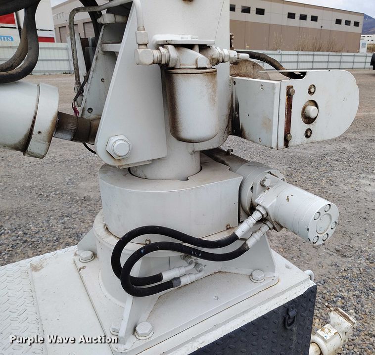 image for item YA1839 2024 Peterbilt 537  utility / service truck