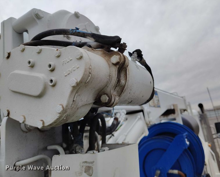 image for item YA1839 2024 Peterbilt 537  utility / service truck