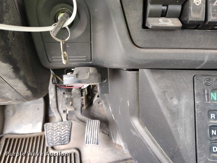 image for item YA1839 2024 Peterbilt 537  utility / service truck