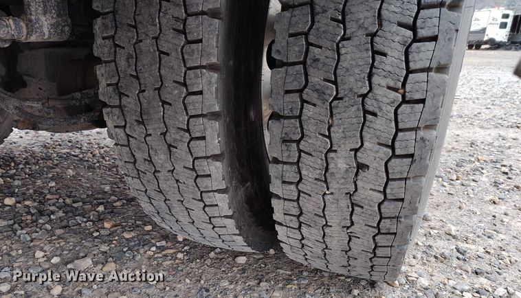 image for item YA1839 2024 Peterbilt 537  utility / service truck