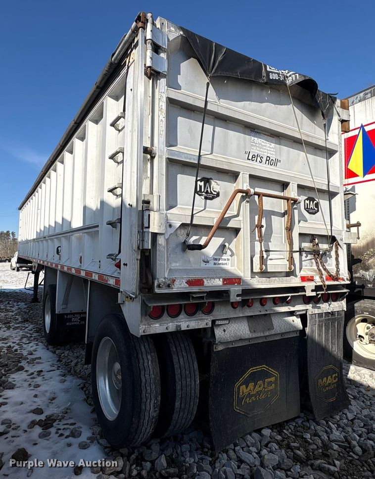 image for item YA2090 2000 Mac Mac Trailer Manufacturing end dump trailer