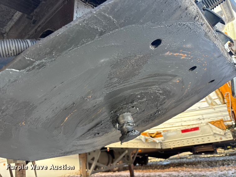 image for item YA2090 2000 Mac Mac Trailer Manufacturing end dump trailer