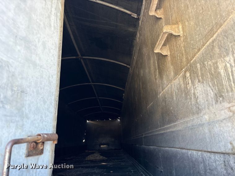 image for item YA2090 2000 Mac Mac Trailer Manufacturing end dump trailer