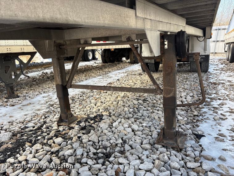 image for item YA2090 2000 Mac Mac Trailer Manufacturing end dump trailer