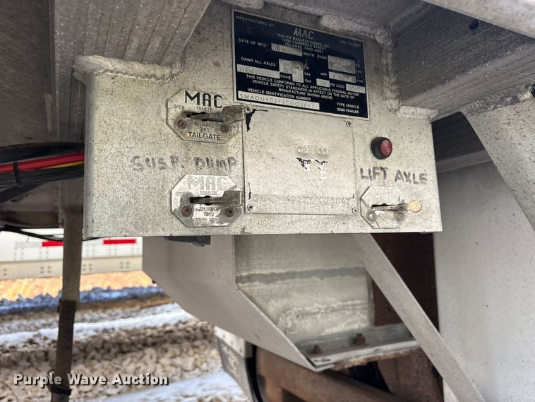 image for item YA2090 2000 Mac Mac Trailer Manufacturing end dump trailer